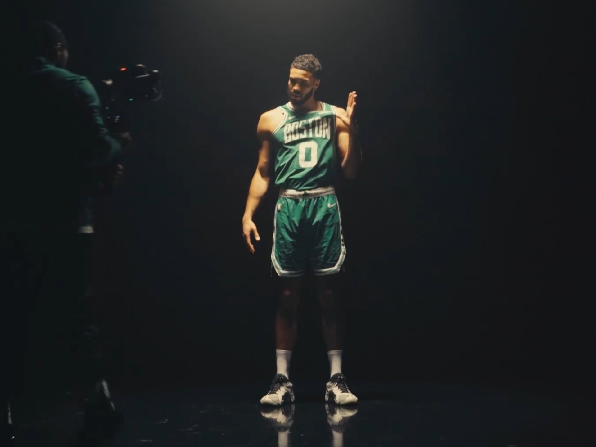 Leyu Sports-包含凯尔特人队季后赛出局，主帅宣布引咎辞职，很多认为最后男人运行系列就是网上.的词条-Leyu Sports