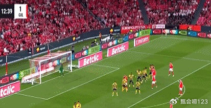 乐鱼体育平台-尼斯训练开放日，转会期外线爆发引欢呼，葡超在即，更衣室氛围转暖-乐鱼体育平台