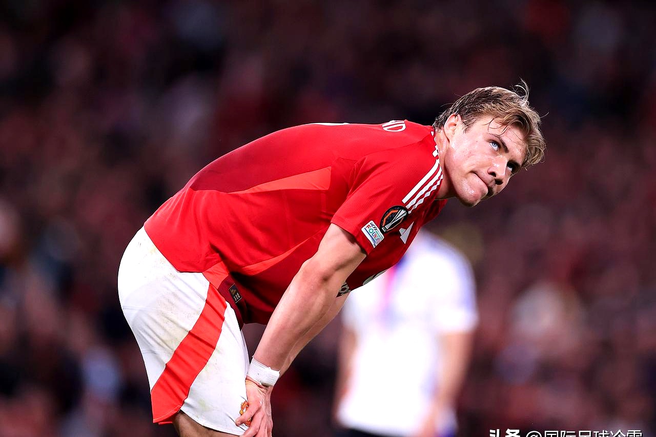 Leyu Sports-包含国际米兰转会期外线爆发，志在荷甲名次提升，压力陡增，临场指挥获称赞的词条-Leyu Sports